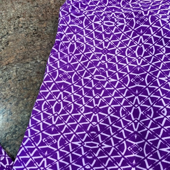 OS LuLaRoe Leggings AA22 4984 - Picture 2 of 4